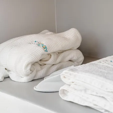 Sunday Luxury * Agia Anna (Naxos)