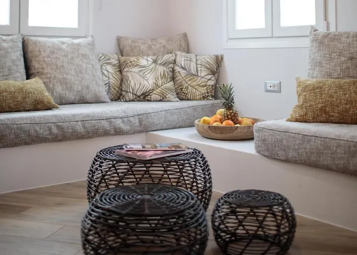 Sunday Luxury * Agia Anna (Naxos)