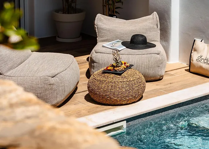 Sunday Luxury * Agia Anna (Naxos)